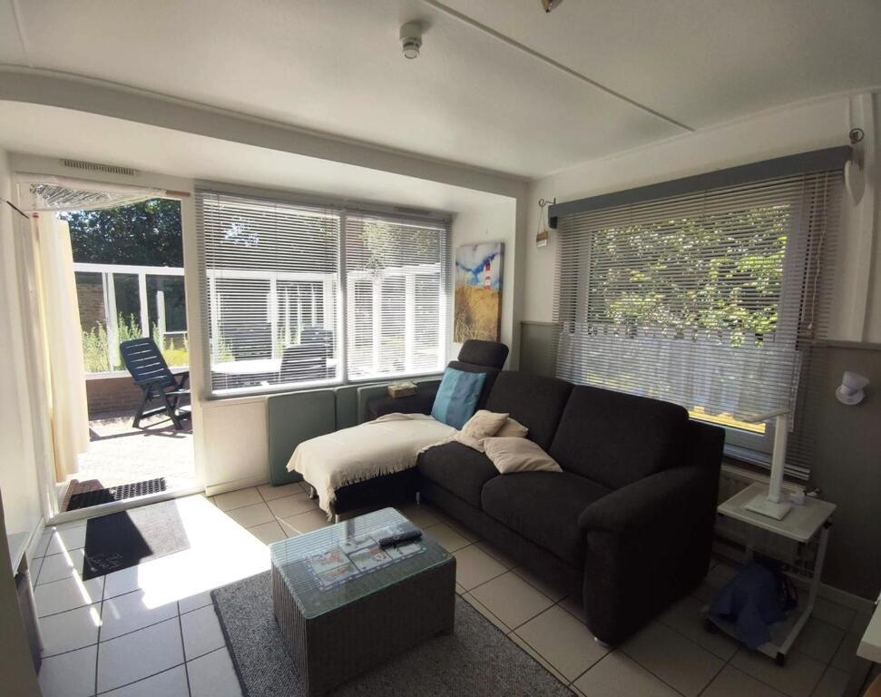 Vakantiehuis Hollum Ameland Dichtbij Strand En Met Ruime Tuin - Ameland39 Nl Εξωτερικό φωτογραφία